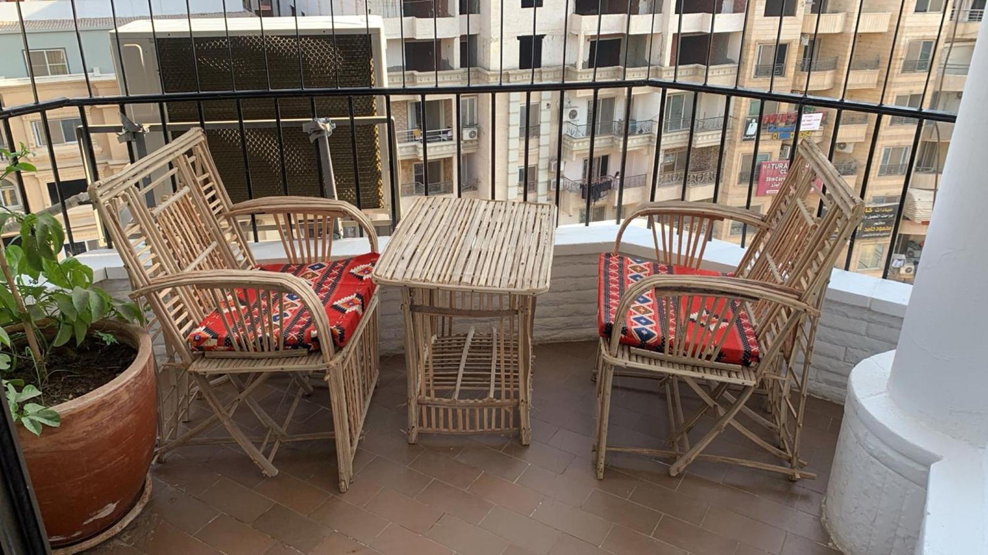 Pyramids Nights Hostel Kafret el-Gabal Extérieur photo