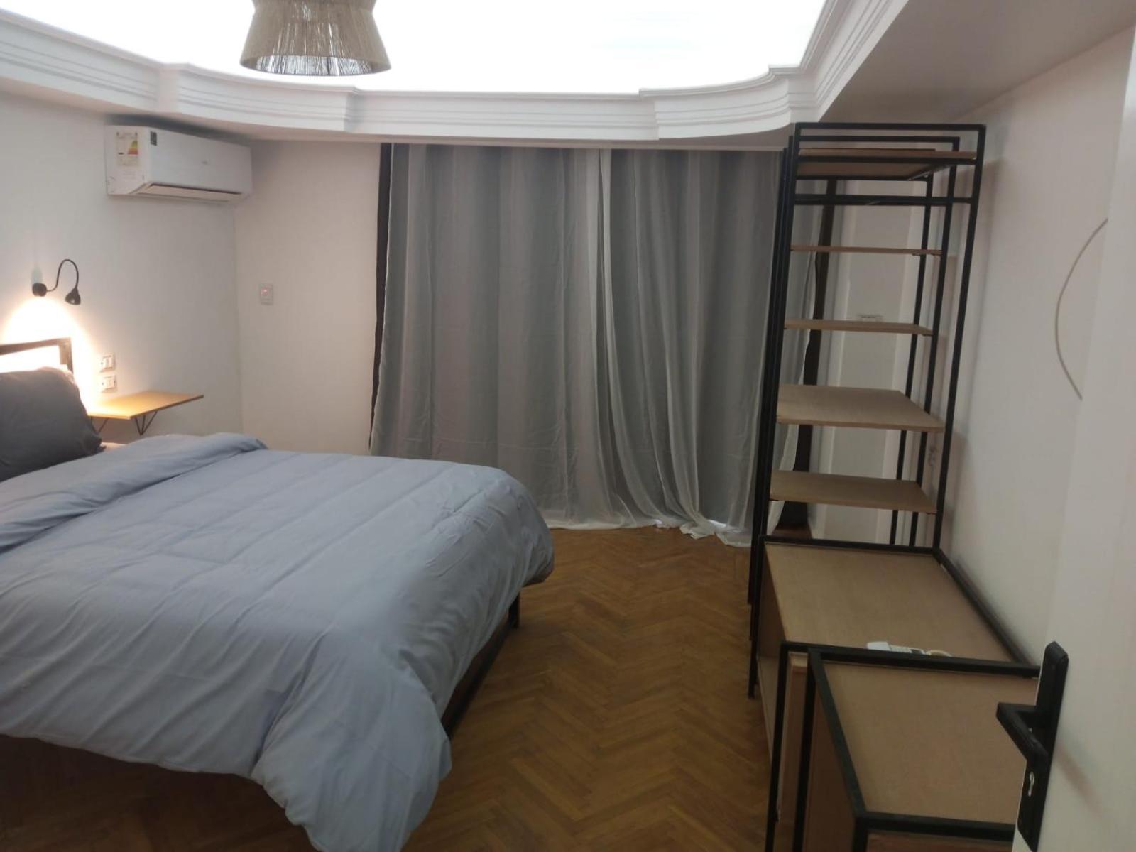 Pyramids Nights Hostel Kafret el-Gabal Extérieur photo